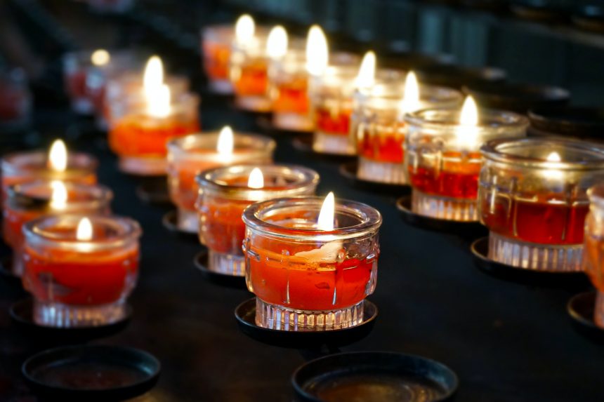 Как сделать свечи в домашних условиях из подручных средств