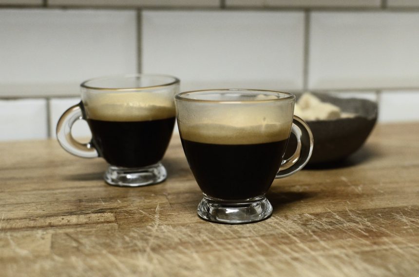 Что лучше пить, чтобы укрепить здоровье: эспрессо или обычный кофе?