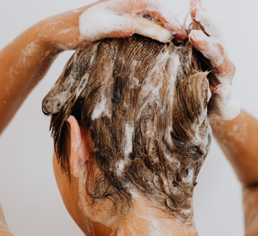 Если вы будете делать следующее после мытья волос, они станут намного здоровее
