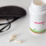 Мелатонин решает проблемы со сном, но не вызовет ли он у вас лишний вес?