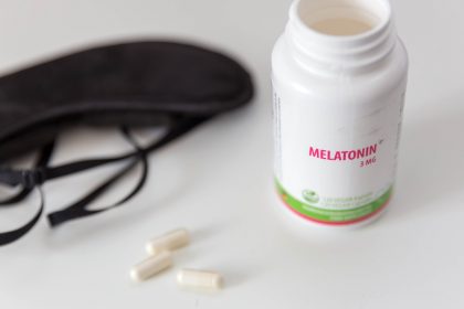 Мелатонин решает проблемы со сном, но не вызовет ли он у вас лишний вес?