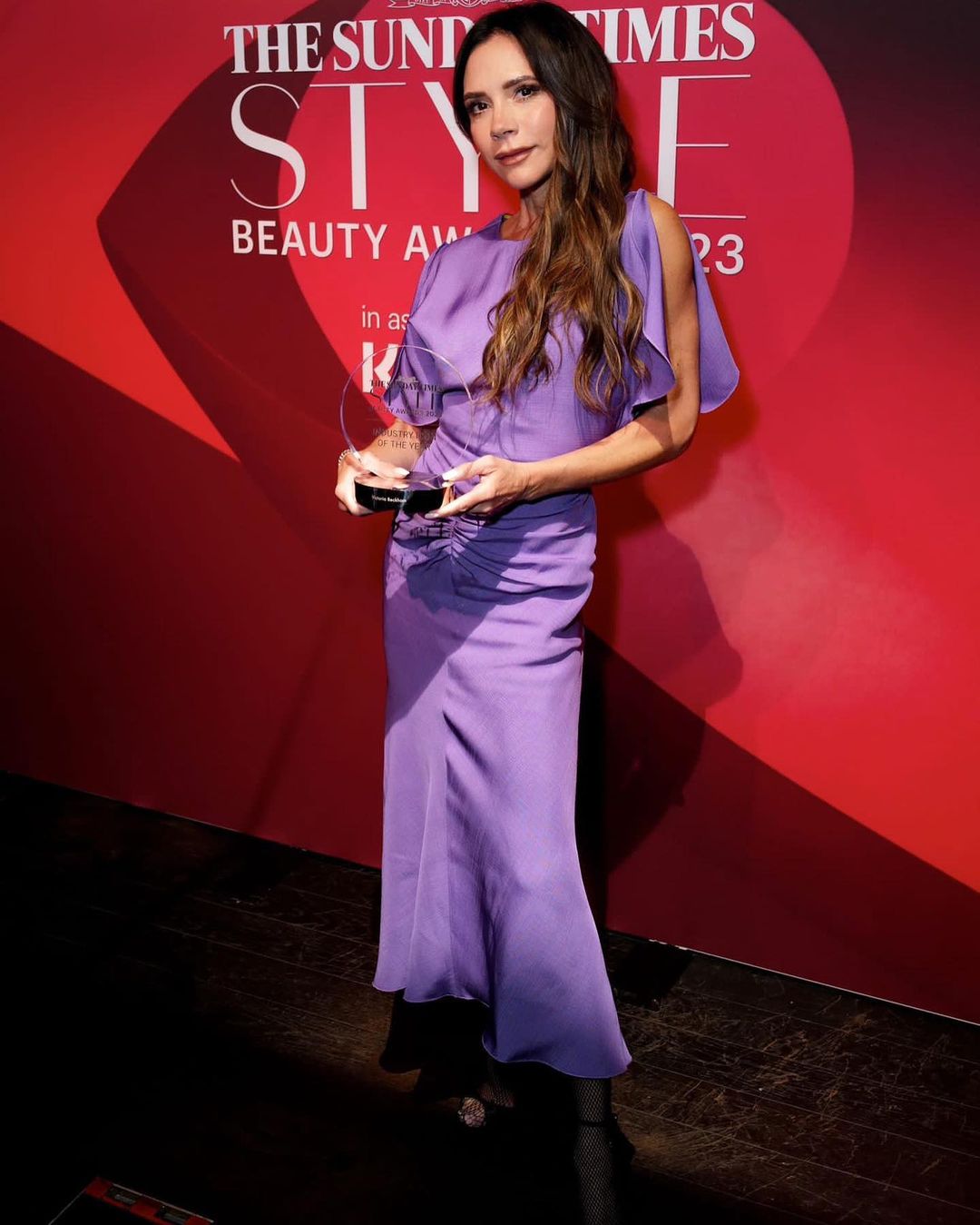 Вікторія Бекхем на церемонії Beauty Awards – 2023
