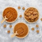 Як швидко розм'якшити коричневий цукор: найпростіші способи
