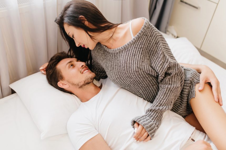 5 ознак, що ви зациклені на тому, щоб догоджати партнеру у ліжку