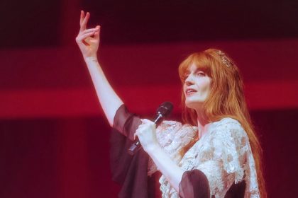 Florence and the Machine выразила поддержку Украине.