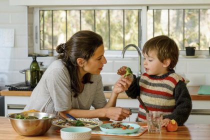 Як залучити дитину до здорової їжі