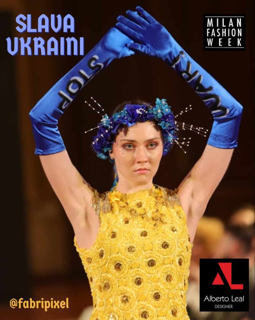 Дарья Шахова стала символом патриотизма, открыв показ в Милане в образе Слава Украине. 