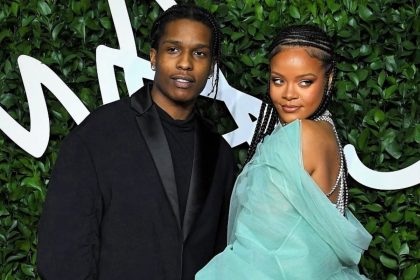 Rihanna and A$AP Rocky показали дітей