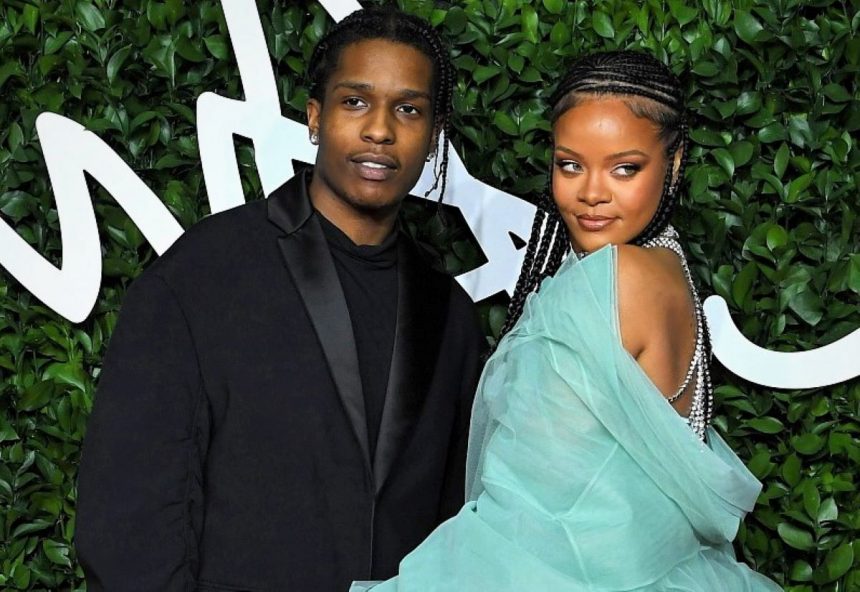 Rihanna and A$AP Rocky показали дітей