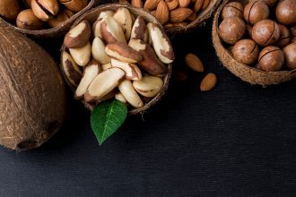 Скільки бразильських горіхів можна безпечно з'їсти, перш ніж вони стануть токсичними