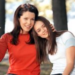 8 простих способів покращити стосунки між матір'ю та донькою