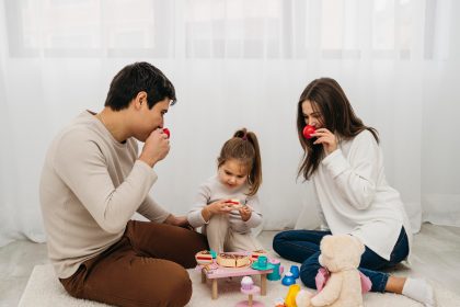 4 речі, які відбуваються з мозком вашої дитини, коли ви з нею граєтесь