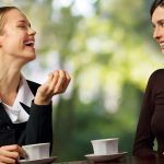 Психологія компліменту: як правильні слова можуть покращити робочі та особисті відносини