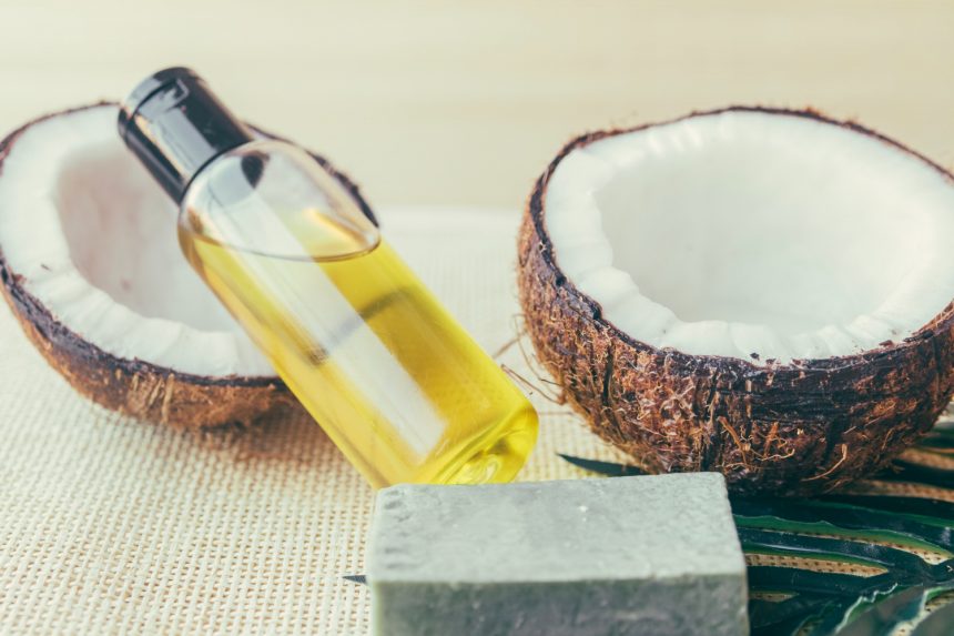 6 розумних способів використовувати кокосову олію у своєму саду