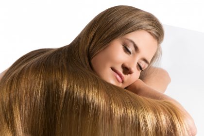 Що таке кератин і кератиновий догляд за волоссям?