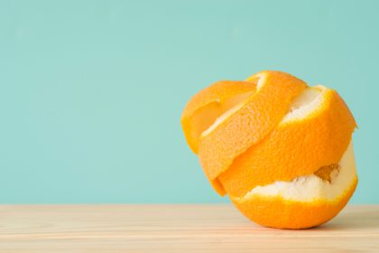 Як використовувати апельсинові кірки в городі: геніальний лайфхак №1
