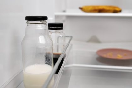 Іноді молоко псується раніше за термін придатності на упаковці. Ось чому