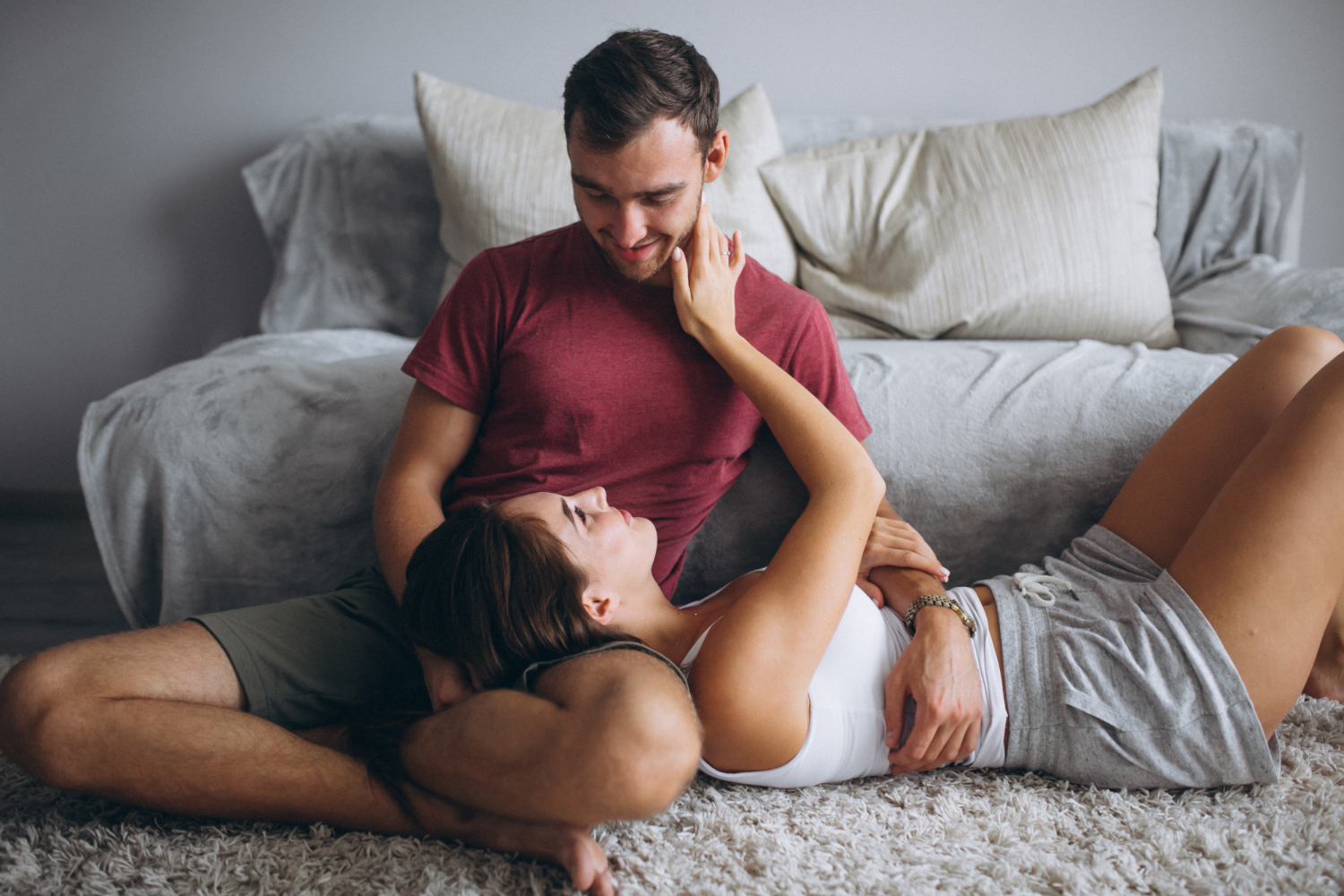 Як вести брудні розмови з партнером: 5 порад секс-експертів
