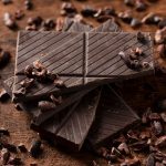 Чим корисний темний шоколад: від поліпшення сну до транспортування кисню