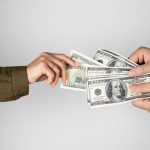 Як ввічливо відмовити в позиченні грошей: 5 хитрощів