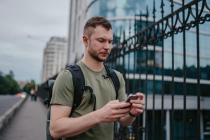 Як зрозуміти, що партнер тобі не довіряє, навіть якщо не давала приводу в собі засумніватися