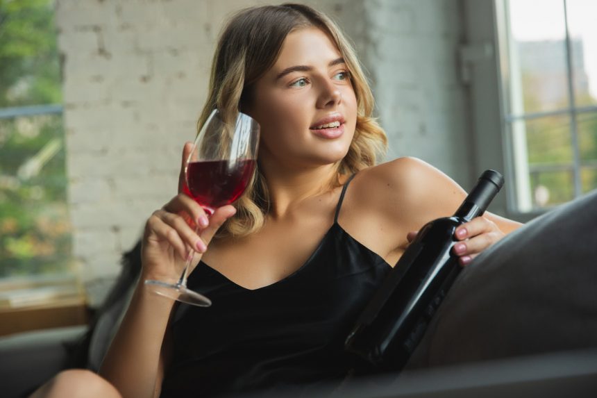 Чи покращує червоне вино здоров'я серця, чи це – роздутий міф?