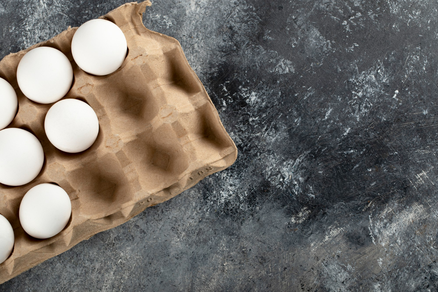Пиття сирих яєць: чи безпечно це і чи корисно?