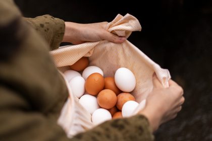 Як визначити, яйця свіжі чи ні, всього за 1 секунду