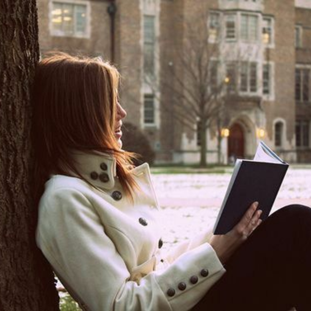 Книжки – це вікно в інший світ, спосіб відпочити та надихнутись...