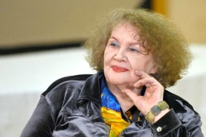 Ліна Костенко, 95 років, цитати