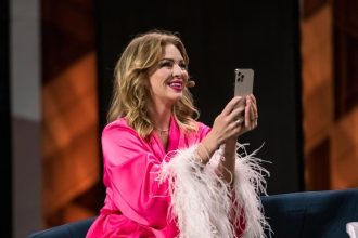 Глущенко, нова професія, Дизель шоу