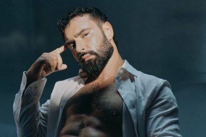 Козловський у колаборації з брендом одягу, футболки