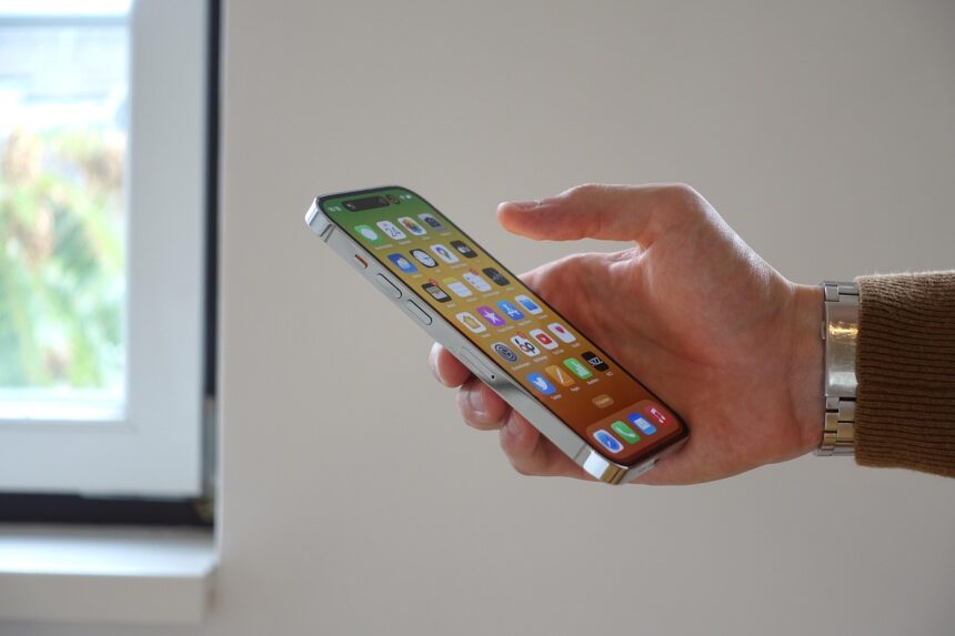 Як захистити свій iPhone від хакерів: два налаштування, які варто змінити