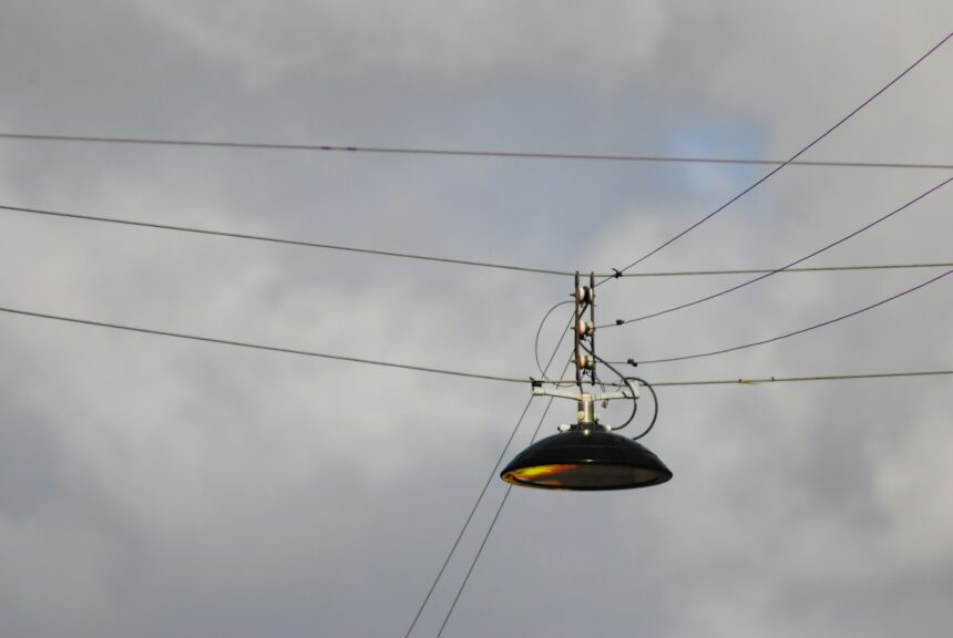 Графік відключень світла Суми 10 грудня 2025: хто і коли буде без електроенергії