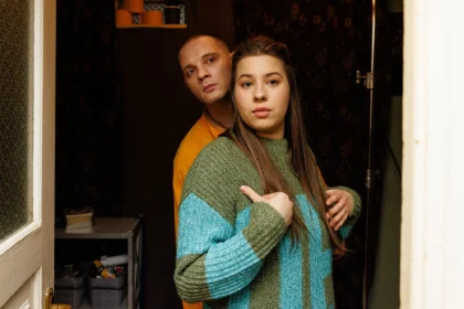 Обмежено придатні 1 сезон 2 серія: де дивитись прем’єру 2025 року онлайн
