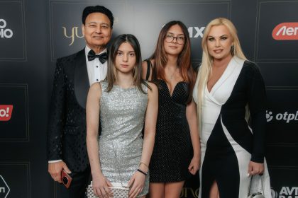 Камалія розкрила, скільки витрачає на доньок: суми на школу і захоплення вражають