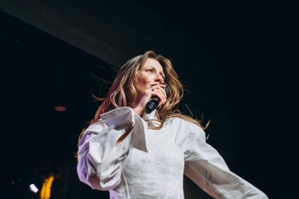 KOLA, тур, бенд, співачка