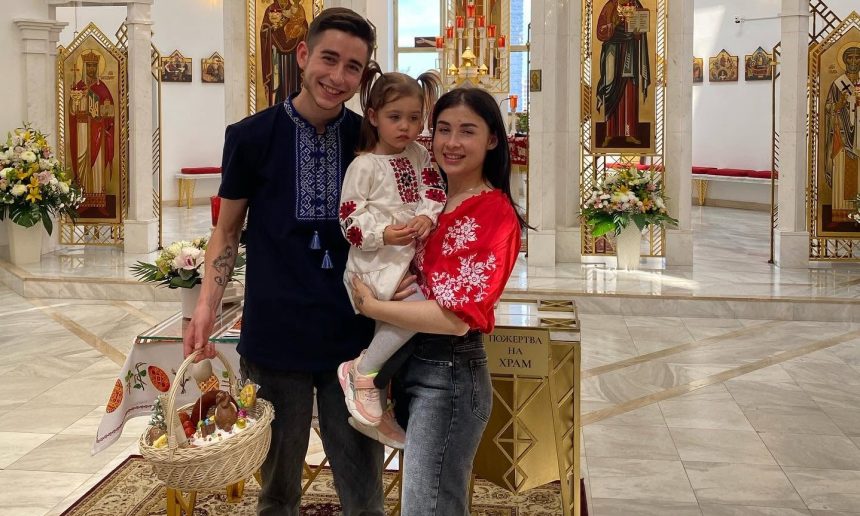 Роман Сасанчин офіційно розлучився з дружиною: що відомо про завершення шлюбу