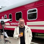 Олександр Пономарьов підігрів чутки про роман новим спільним фото з концертною директоркою